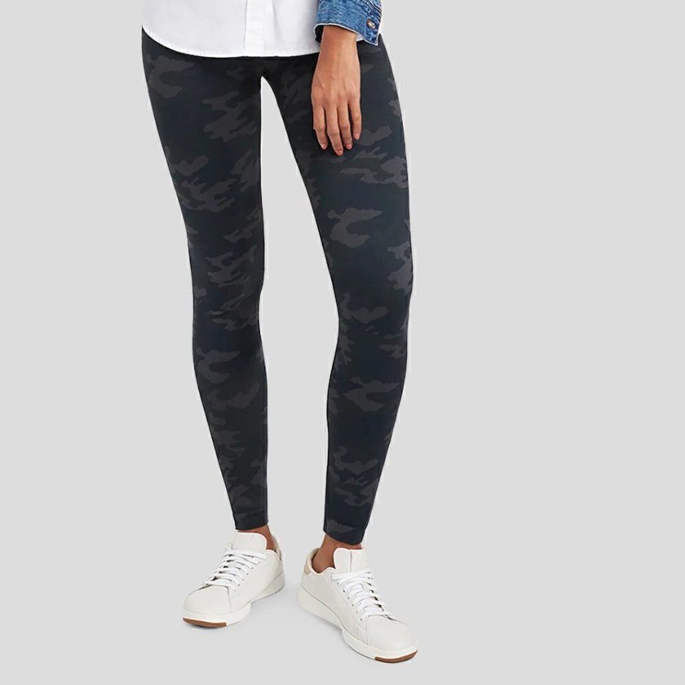 NWT Spanx Look at Me Now Black Camo Leggings in Sizes Small, Medium, Large